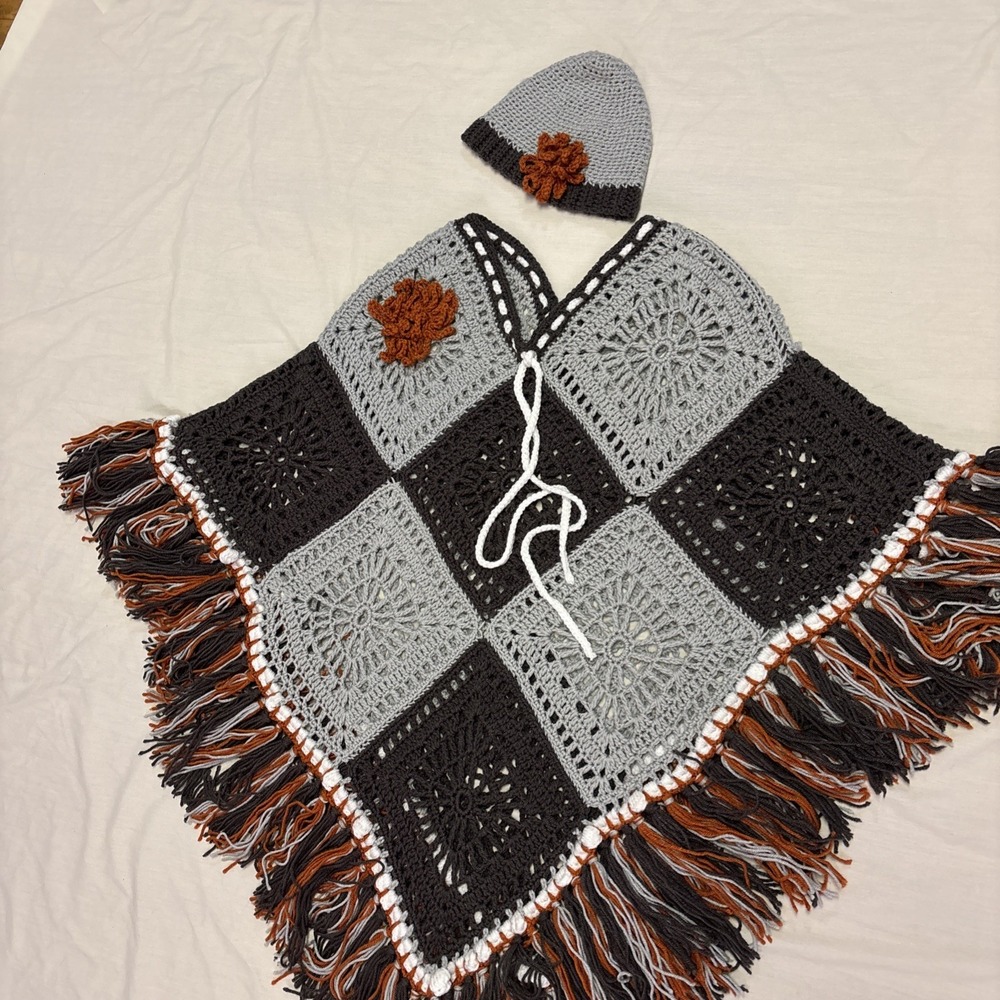 Handmade Boho Poncho Shawl  & Hat Fringe Gray Orange One Size Fits Most‎ Fall - Picture 12 of 12